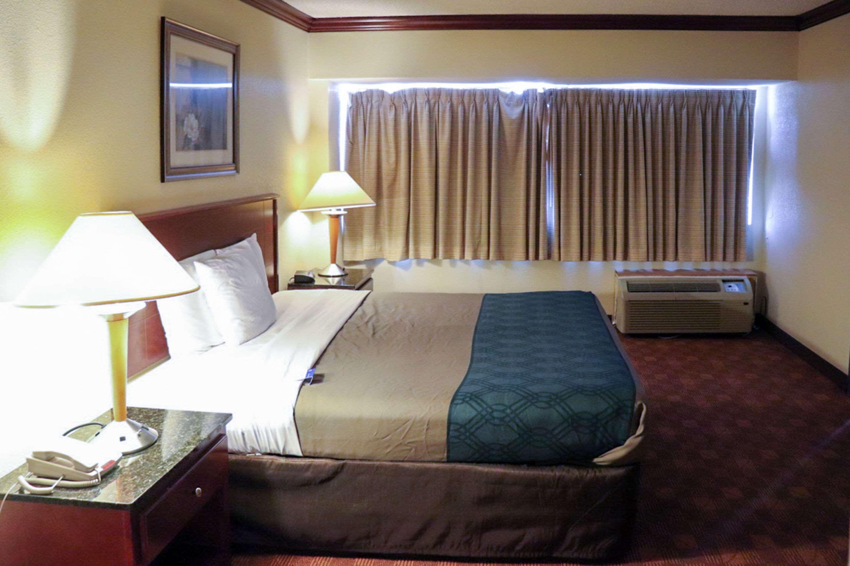 Rodeway Inn Сандстон Экстерьер фото