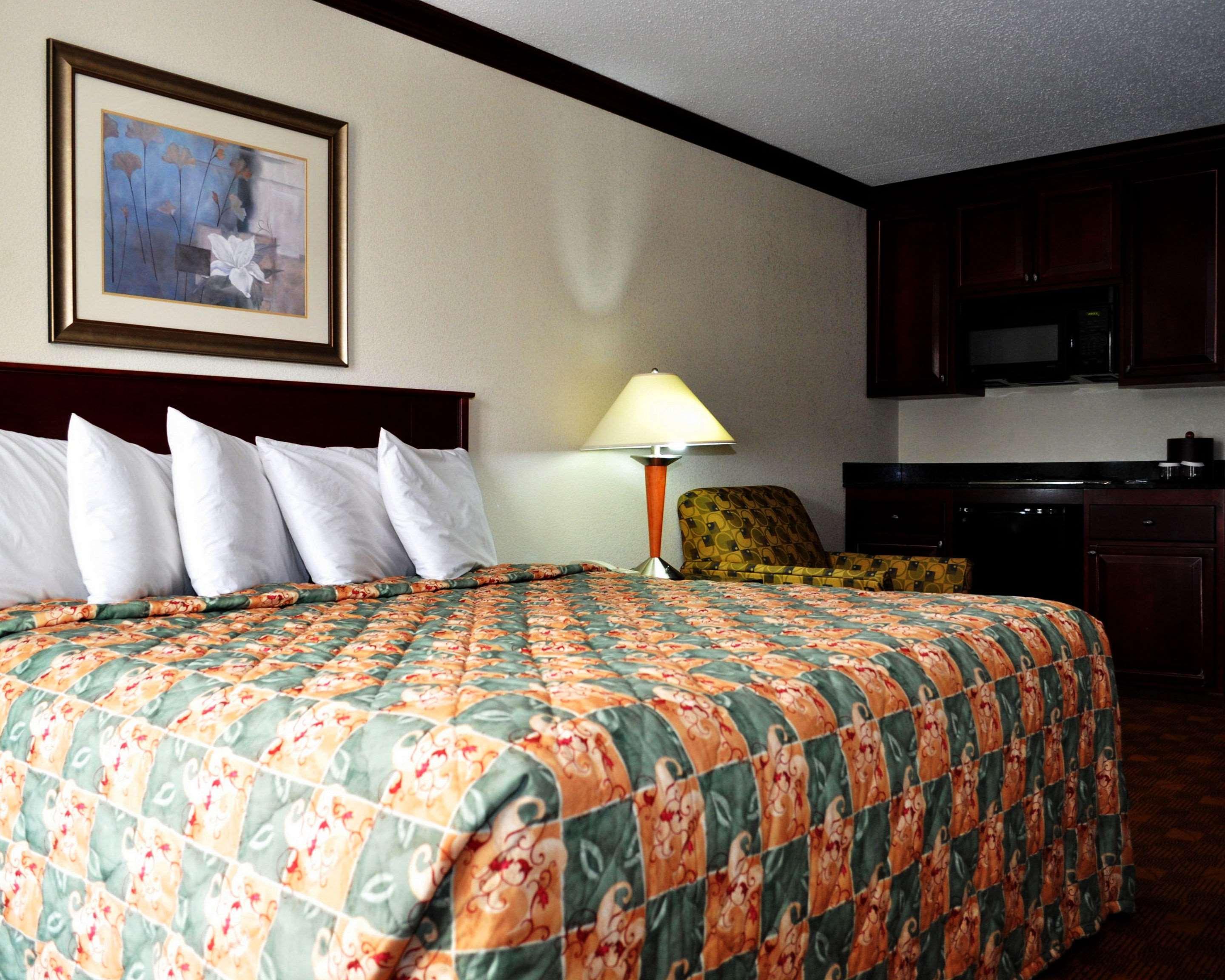 Rodeway Inn Сандстон Экстерьер фото