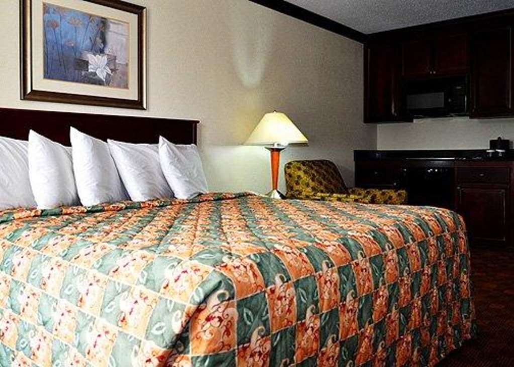 Rodeway Inn Сандстон Номер фото