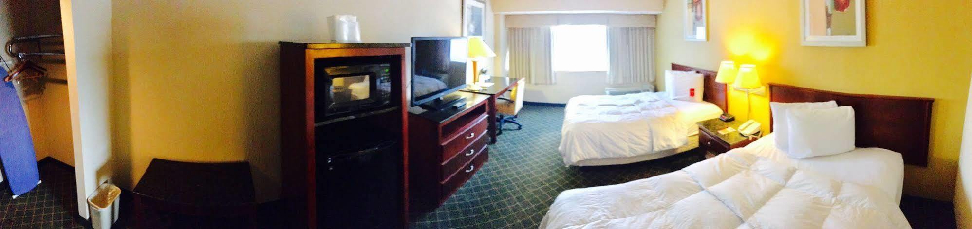 Rodeway Inn Сандстон Экстерьер фото